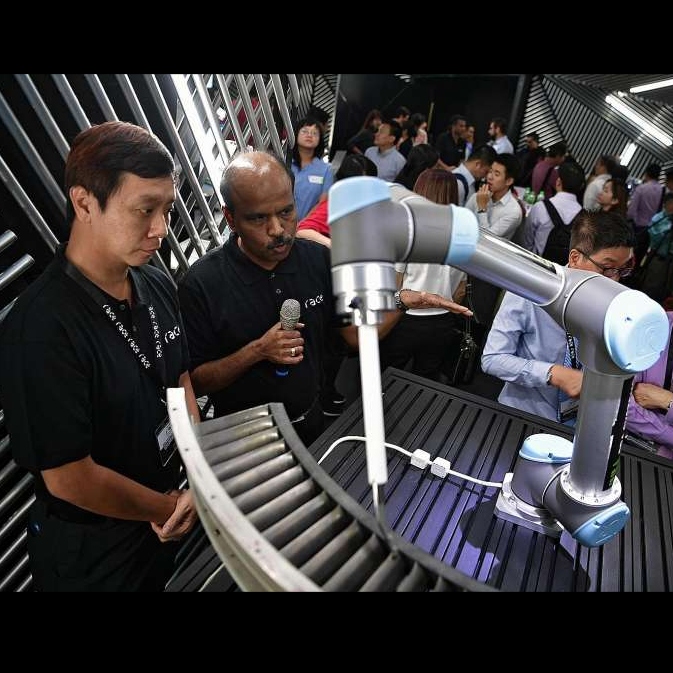 Here's help in Race for robotics excellence